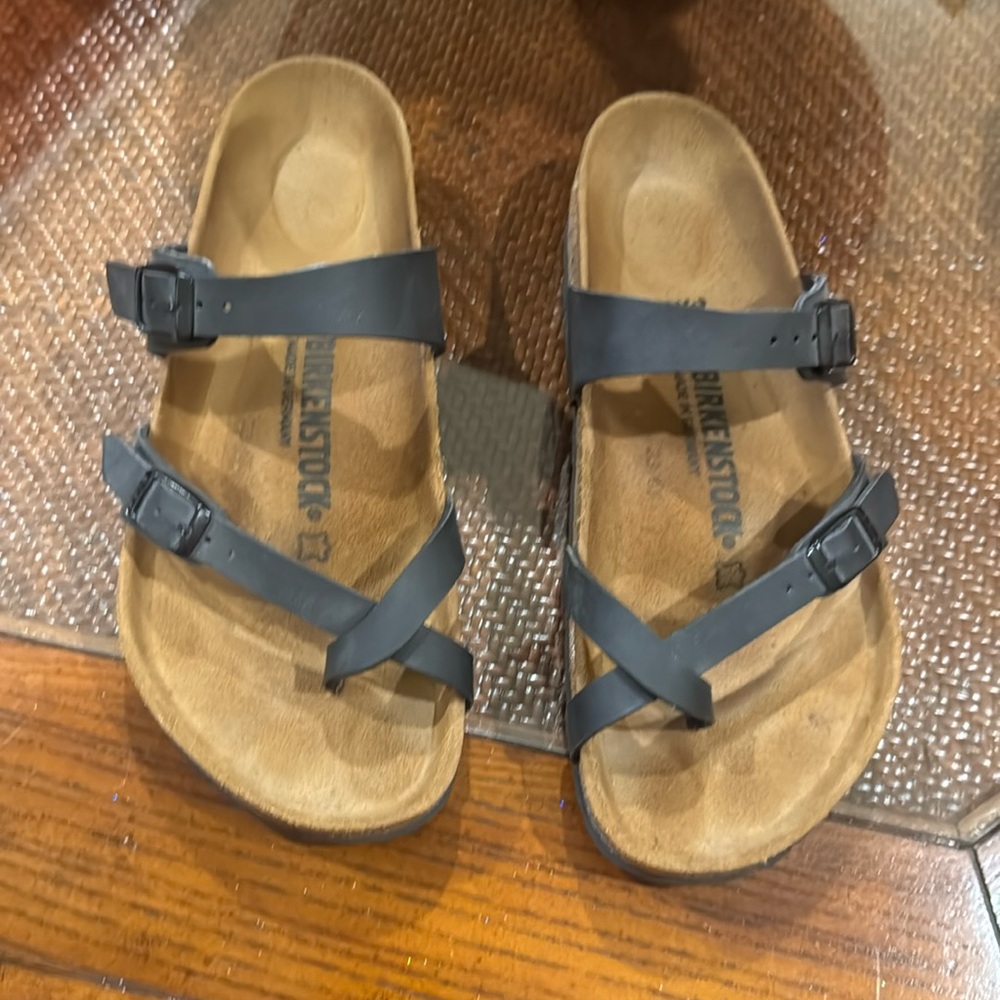 Birkenstock Size 39 Black Sandals